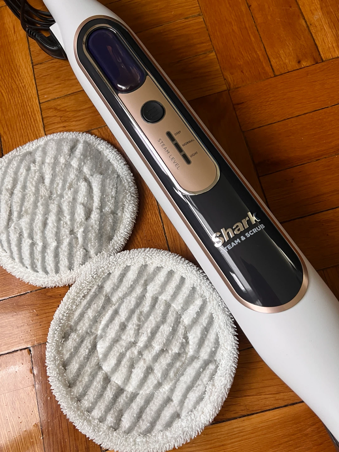 Shark Steam & Scrub Steam Mop - photo 2