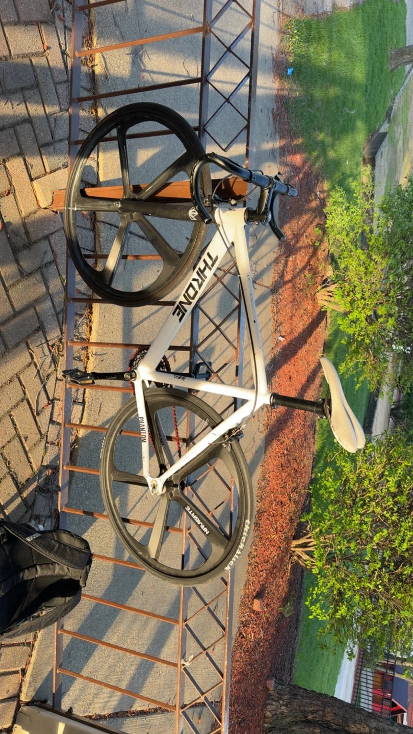 Throne Fixed Gear Bike