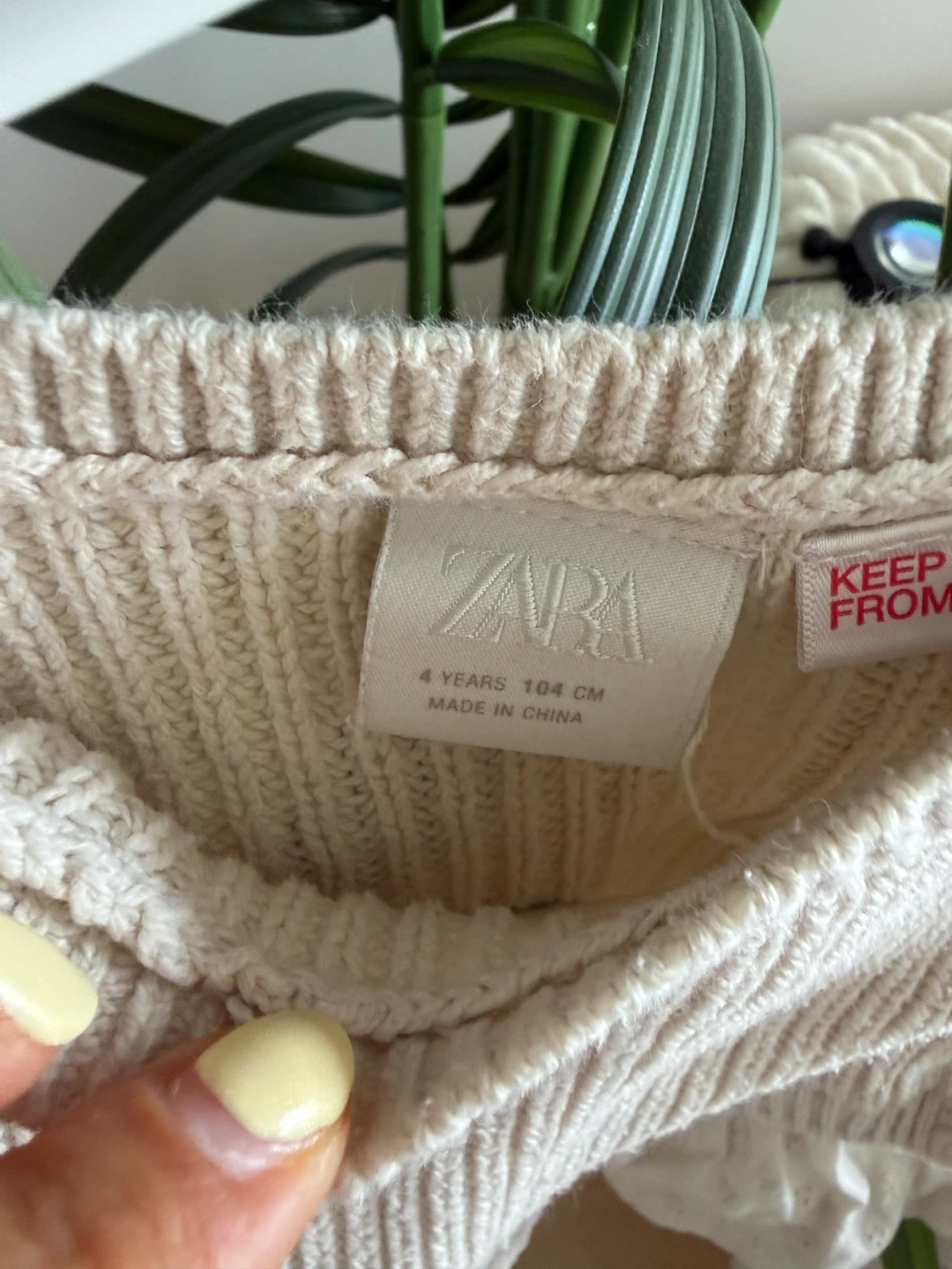 Girls Knit Sweater – Zara – Size 4T – $5 - photo 2