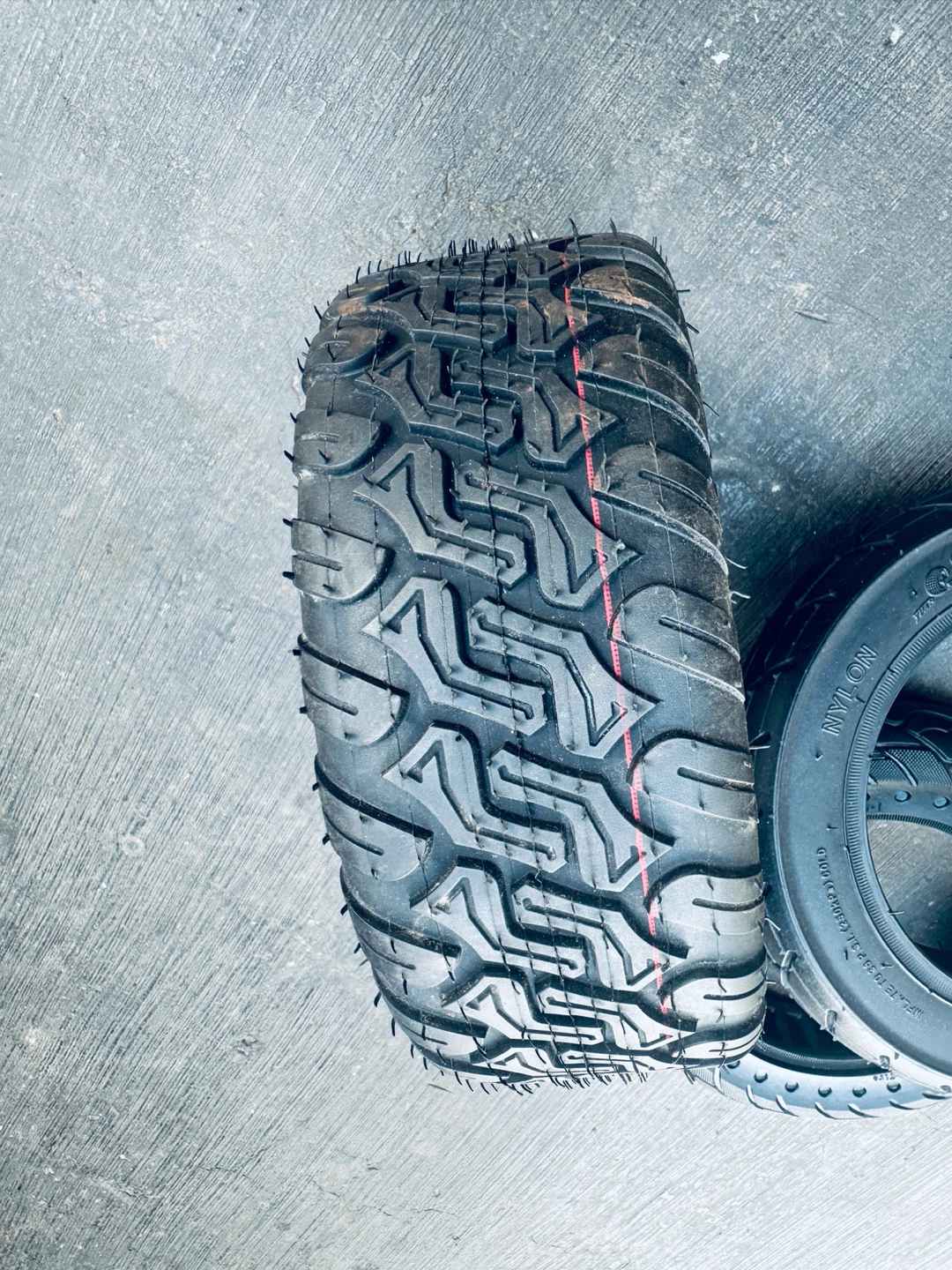 RAIPUTUN Tire 8 5/65-6.5