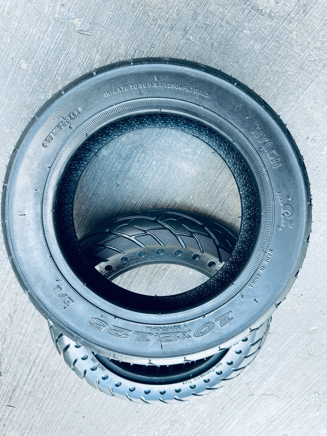 scooter tire 10x2.25