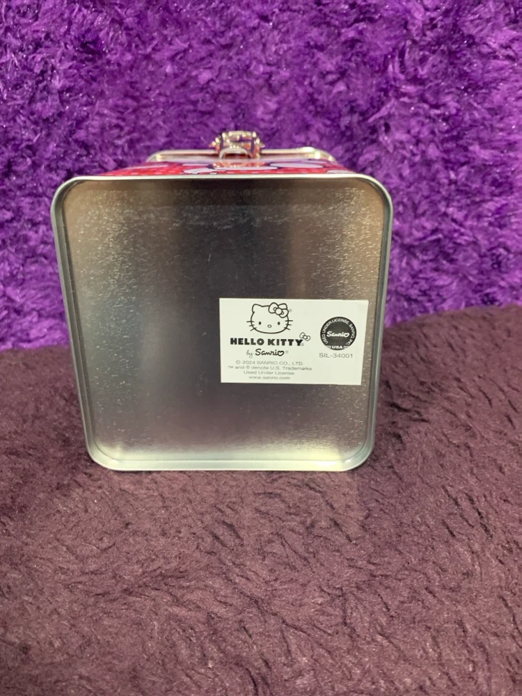 Hello Kitty Tin Box - photo 2