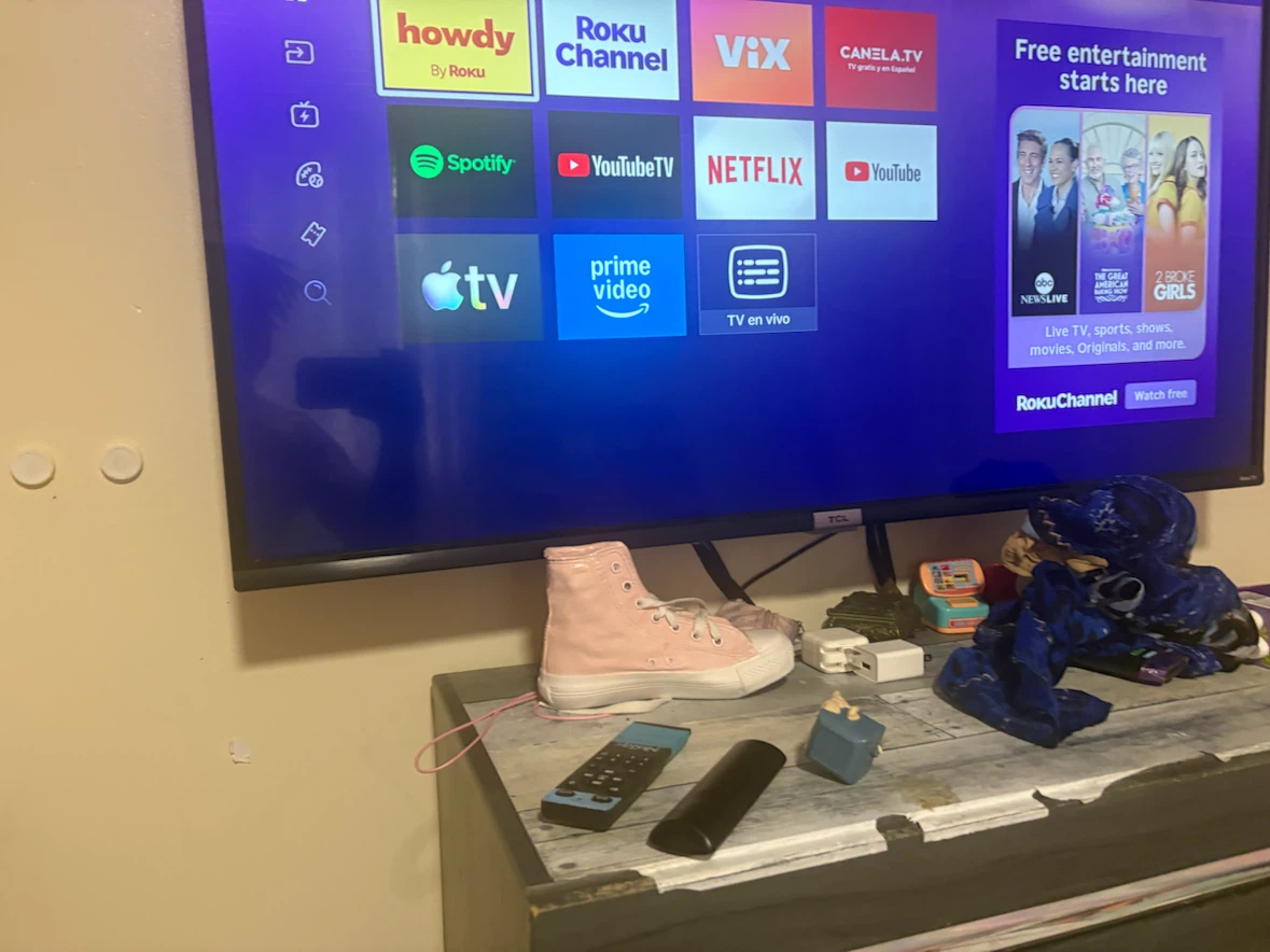 TCL Roku TV 43-inch Smart TV - photo 2