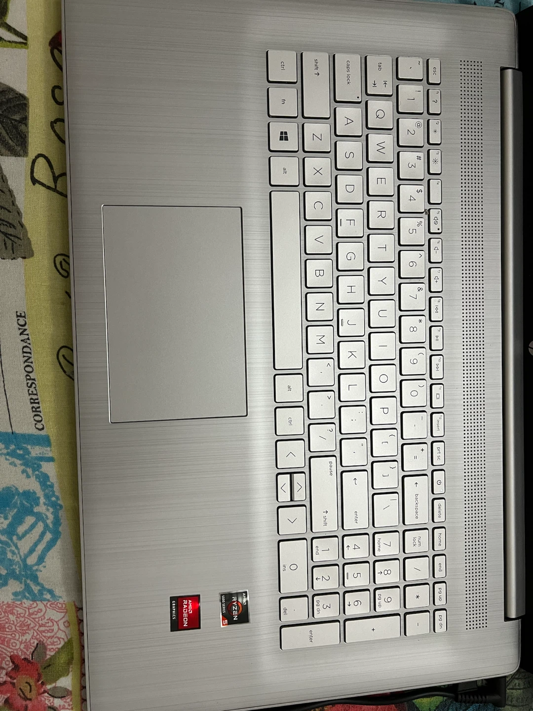HP Laptop with AMD Ryzen 5 - photo 2