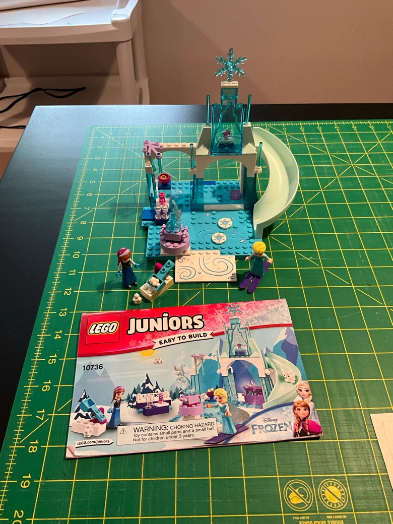 LEGO Juniors Frozen Elsa's Ice Castle 10736