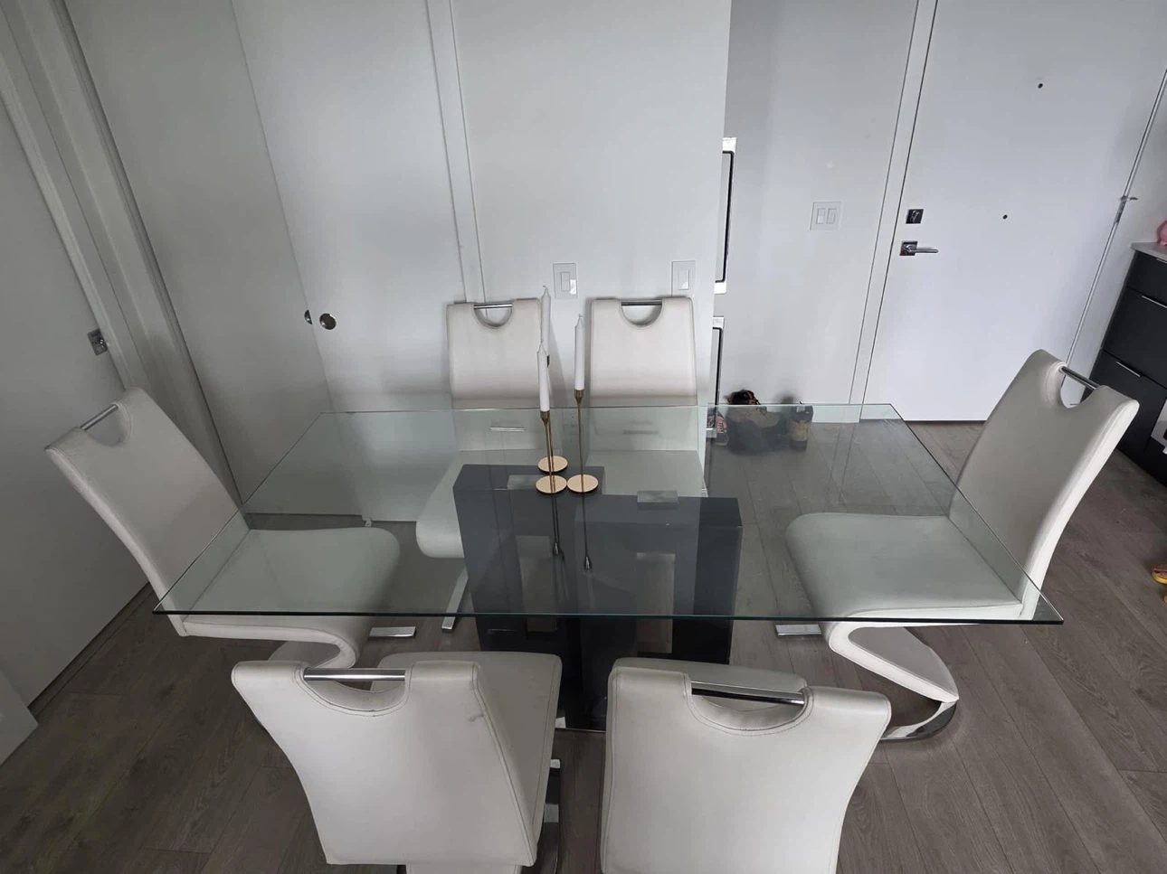 Glass Dining Table with 6 White Chairs