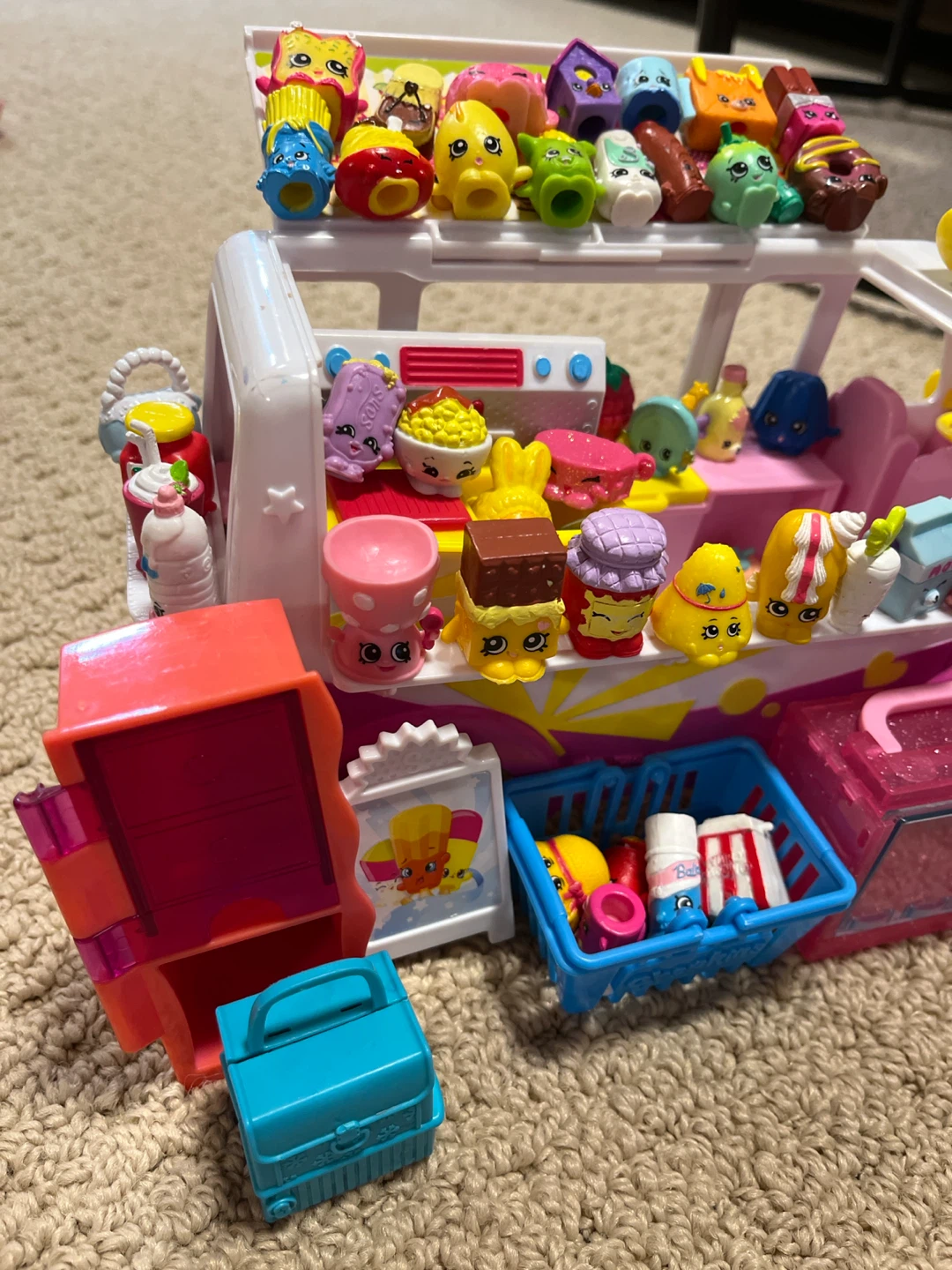 Shopkins Food Truck Playset with Figures - photo 2