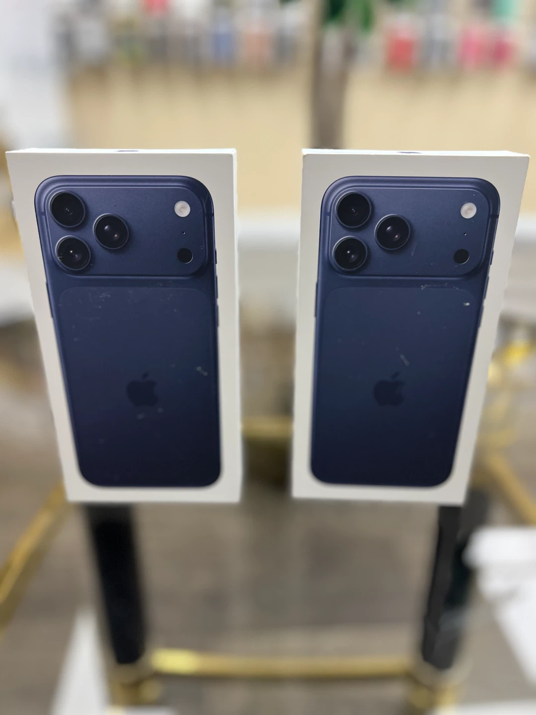 Iphone 17 promax - photo 2