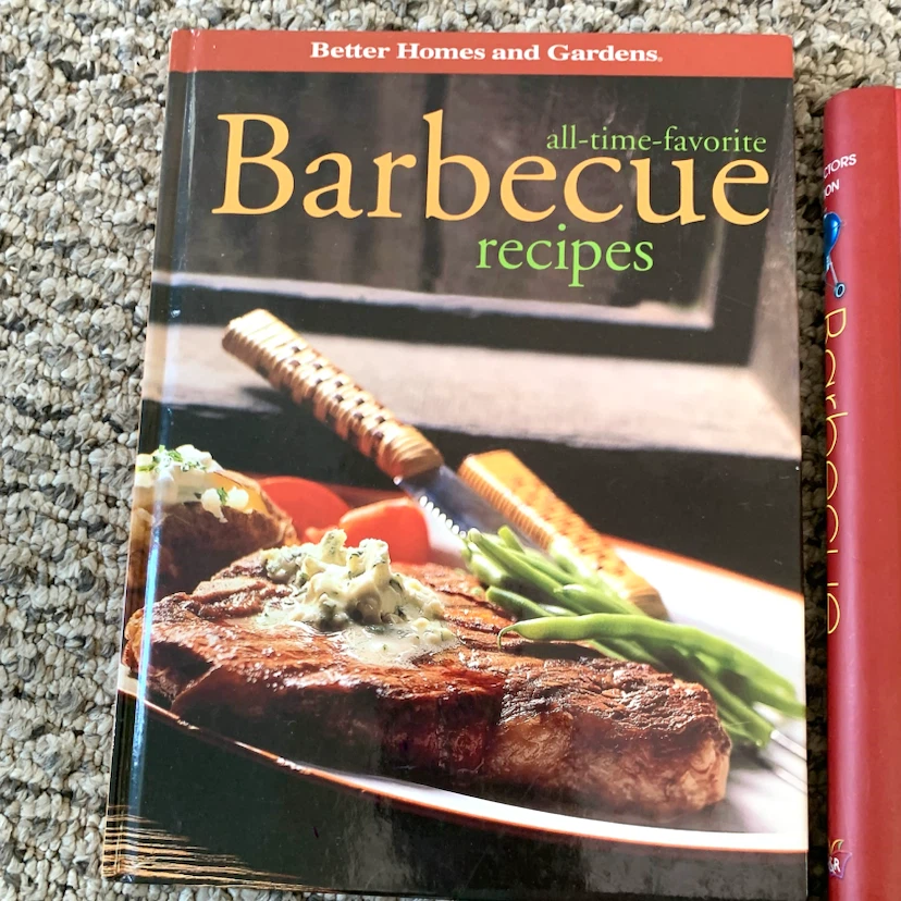 BBQ Cookbooks Barbecue Grilling Smoker Recipes Cookbook Lot of 3 - photo 2