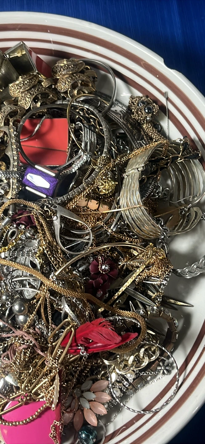 7.75 lbs Jewelry Scrap Lot - CRAFTS PARTS ONLY (No Gold/Silver) - photo 2