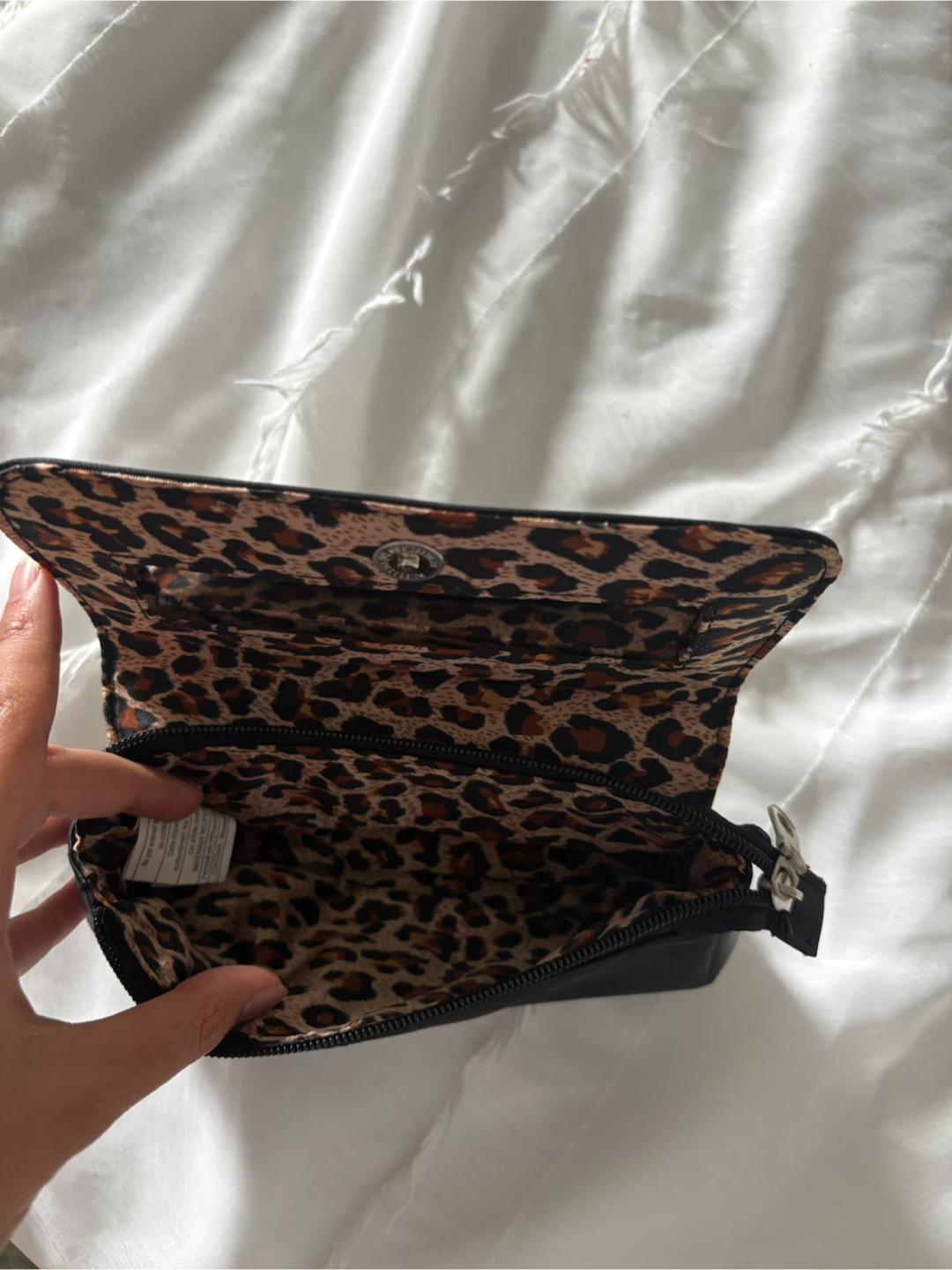 Black compact pouch with mirror - photo 2