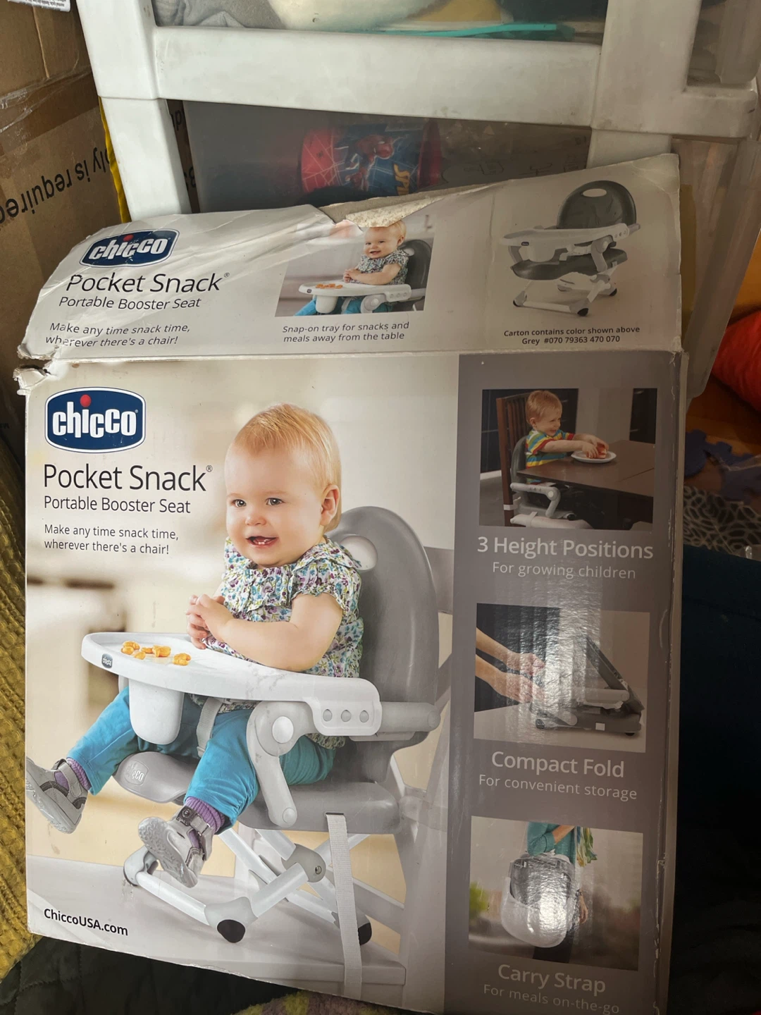 Chicco Pocket Snack Portable Booster Seat