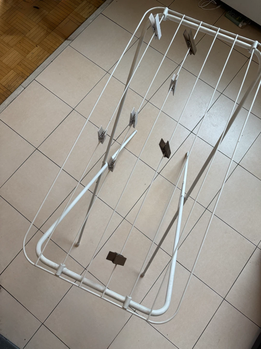 White foldable drying rack - photo 4