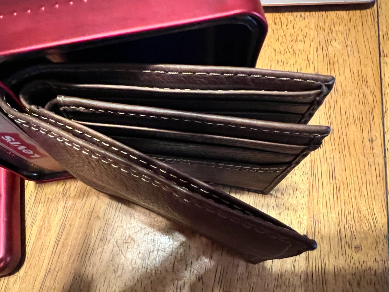 Levi’s Brown Leather Men’s Wallet - photo 3