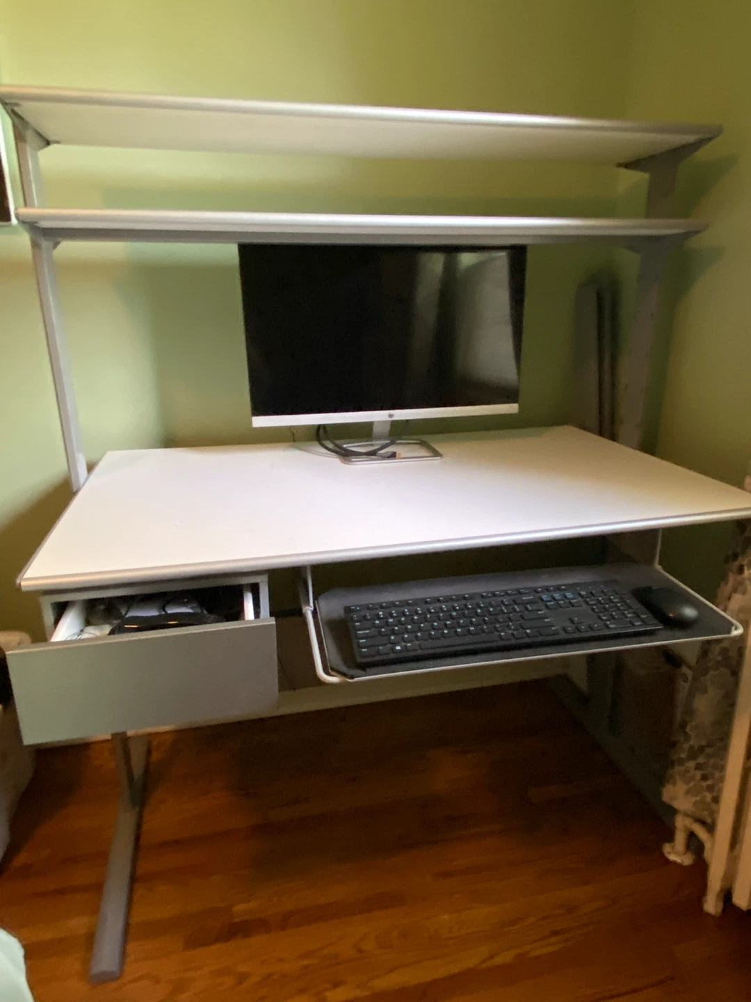 IKEA Fredric Desk - photo 2