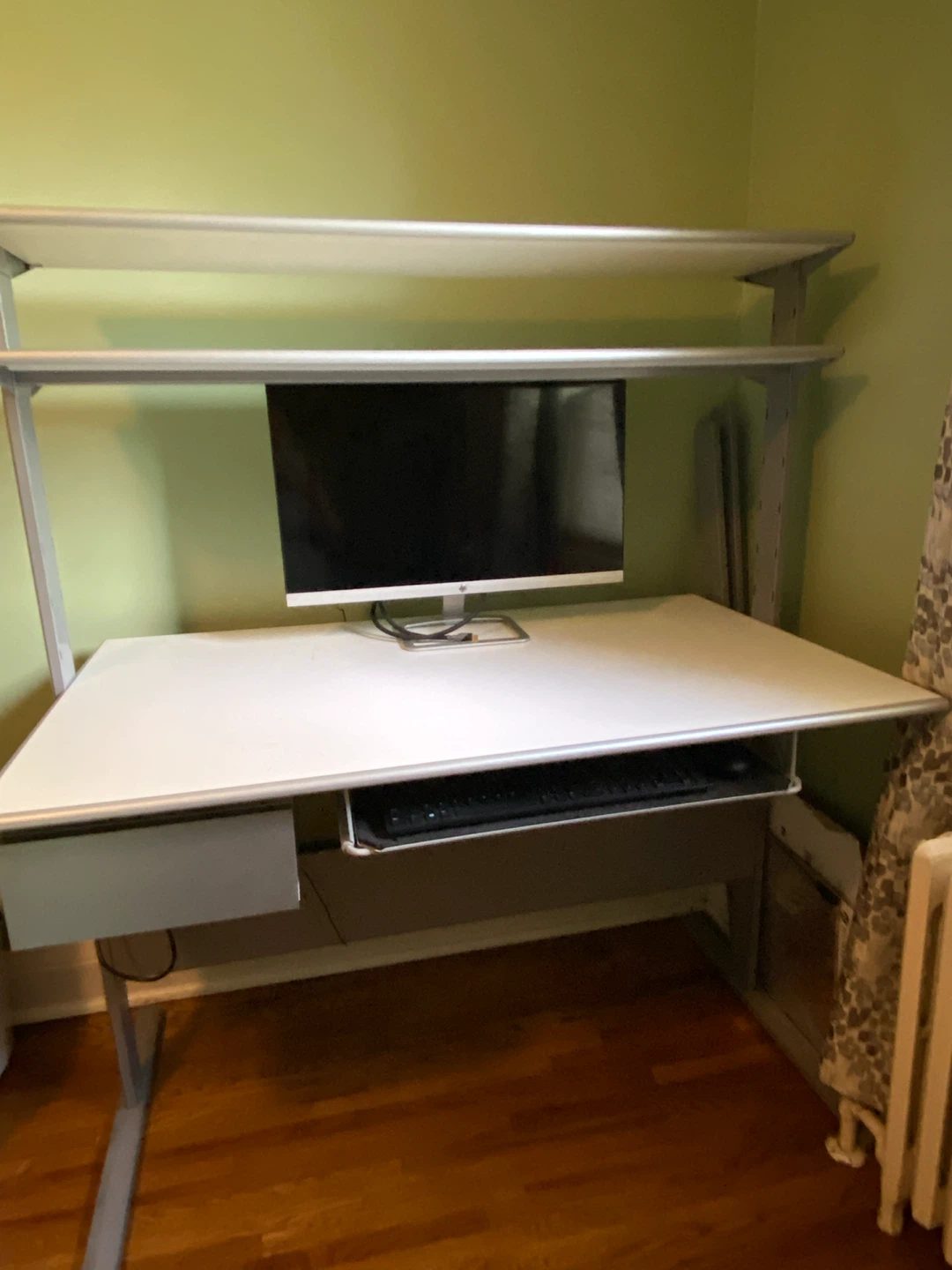 IKEA Fredric Desk - photo 3