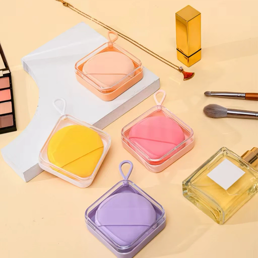 ⚽ Sassy + Chic Powder Puff with Case
