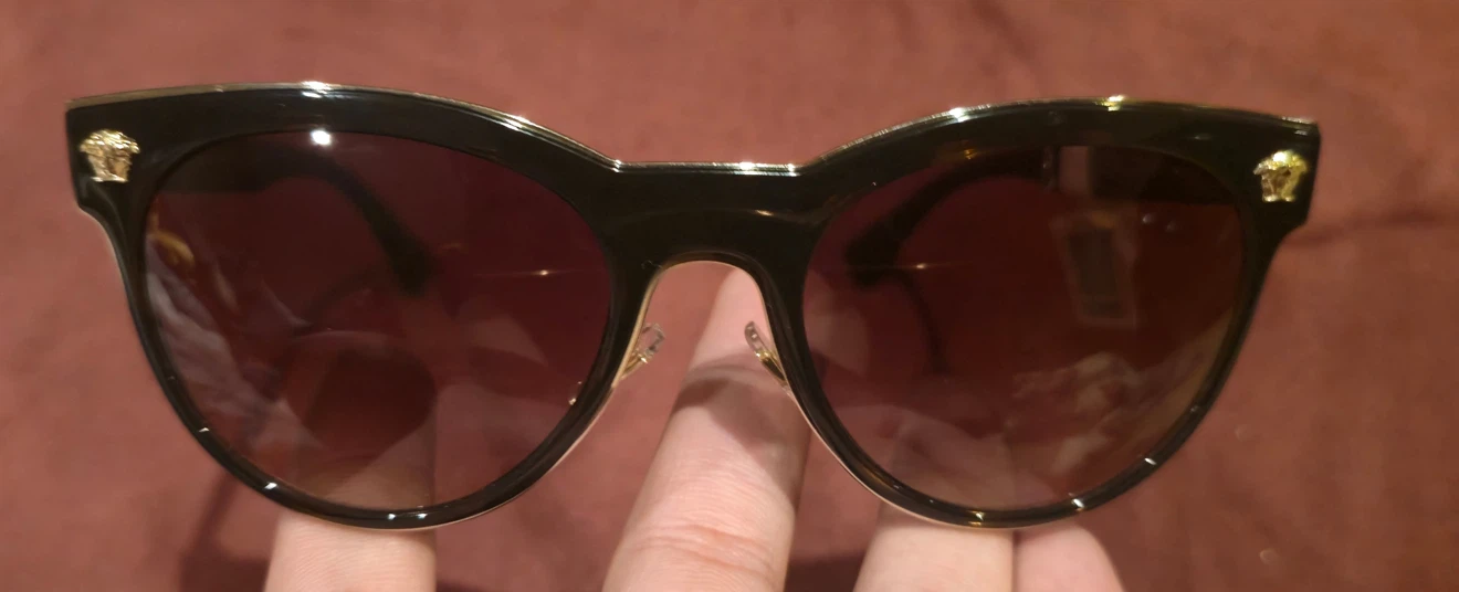 Sunglass - photo 2