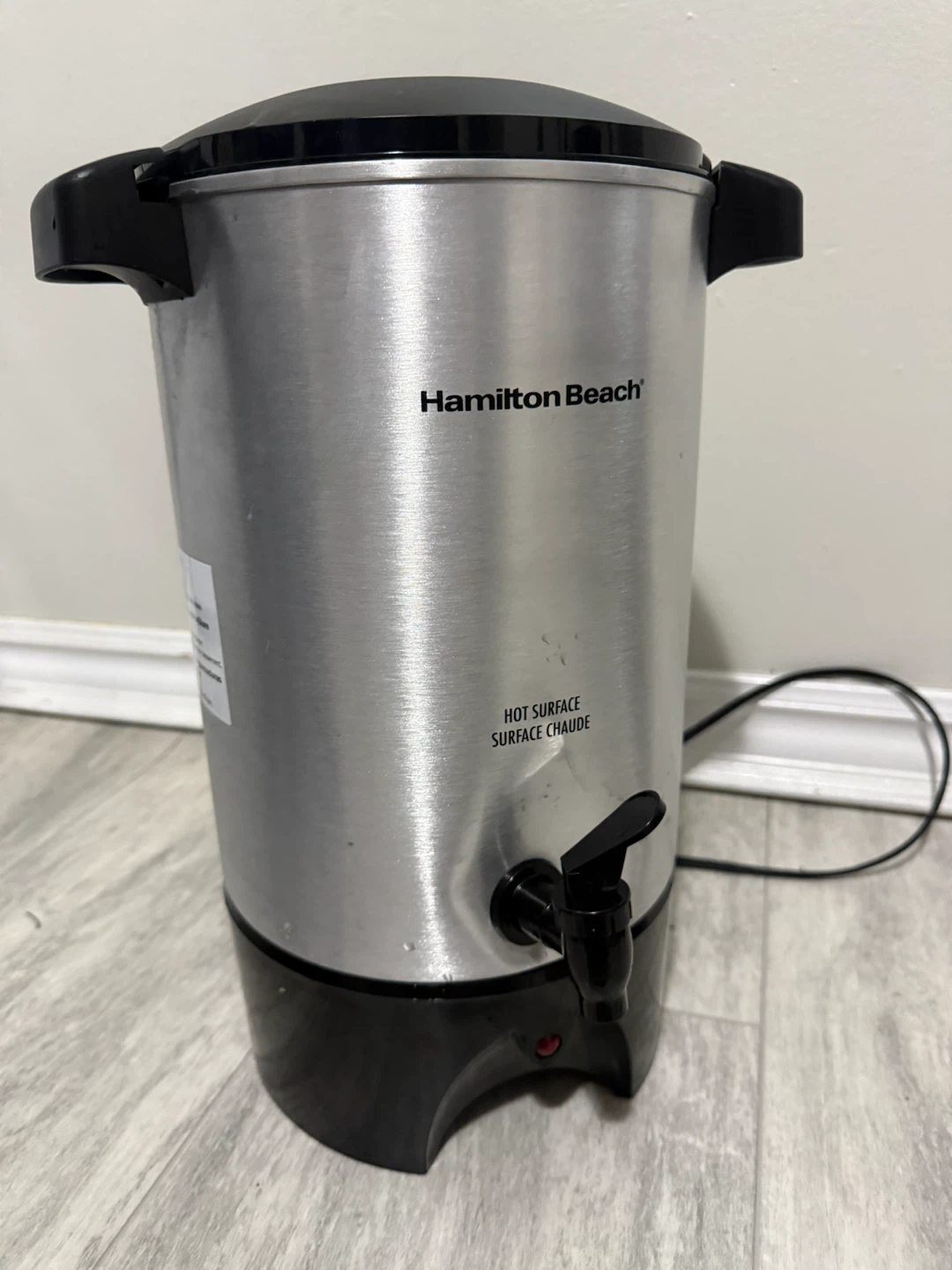 Hamilton Beach 45 Cup Coffee Urn *Small Dent*