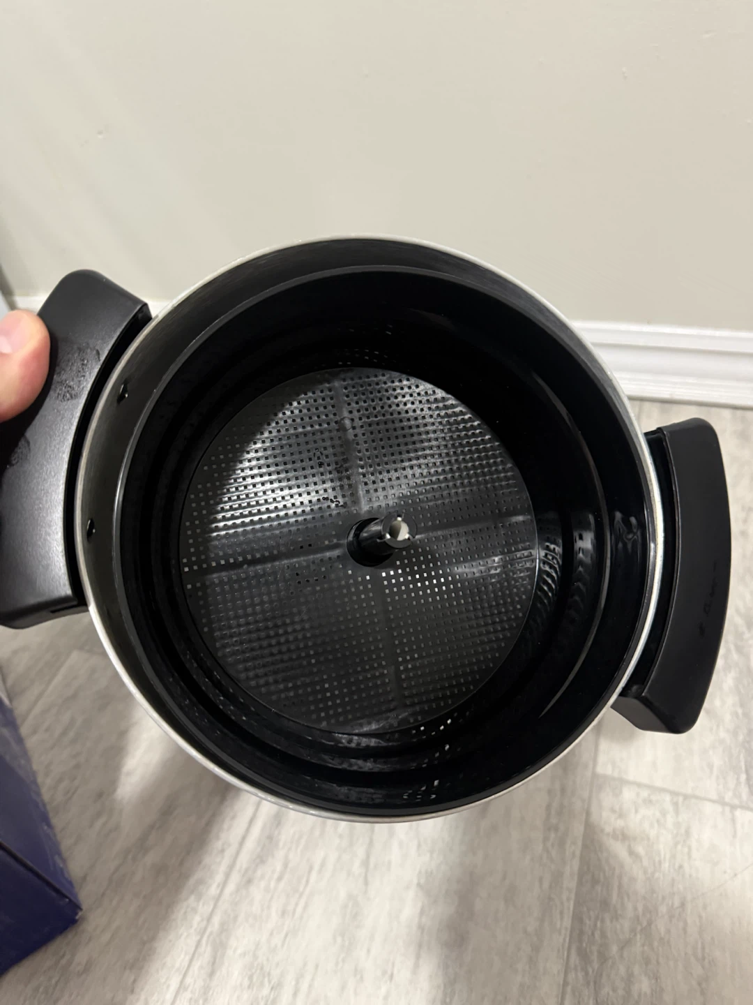 Hamilton Beach 45 Cup Coffee Urn *Small Dent* - photo 4