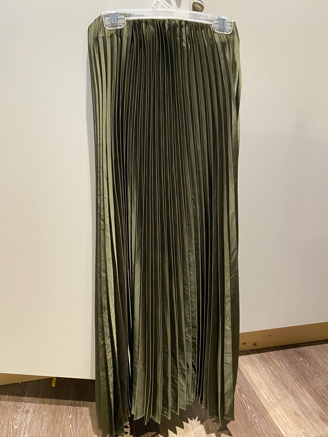 Dynamite LAURE Pleated Ankle Skirt Olive XS