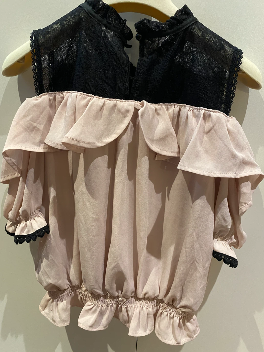 LIZ LISA Pink Lace Off-the-Shoulder Blouse Size xs - photo 2