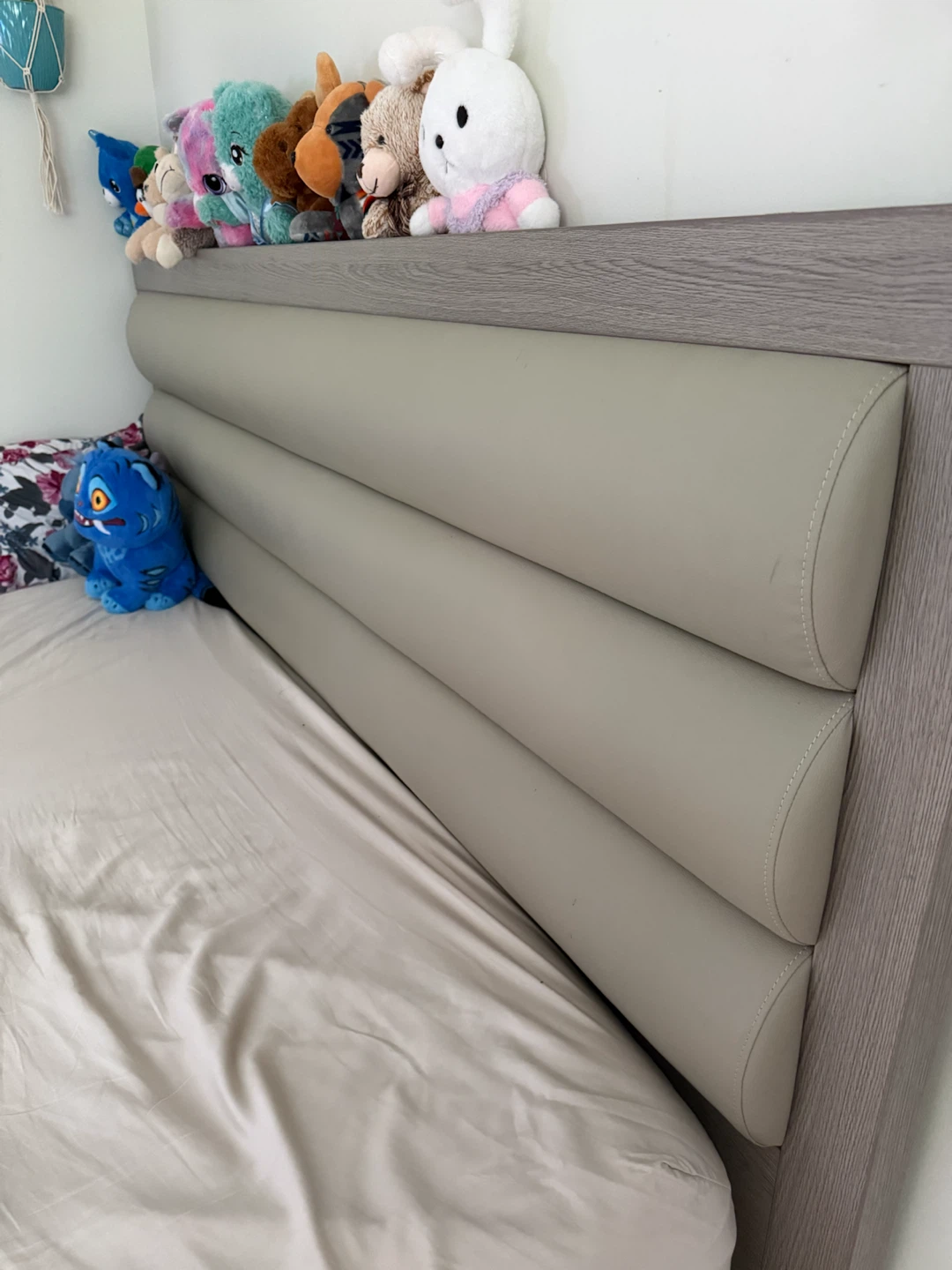 King Size Bed Frame with Headboard and Storage Drawers - photo 4