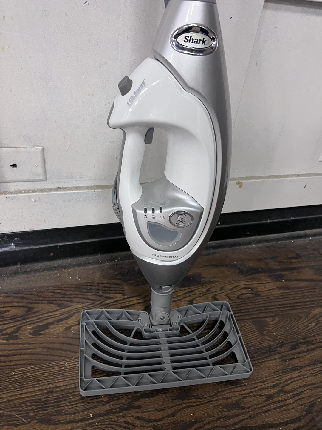 Shark Professional Multi-Steam Pocket Mop S3901D - photo 2