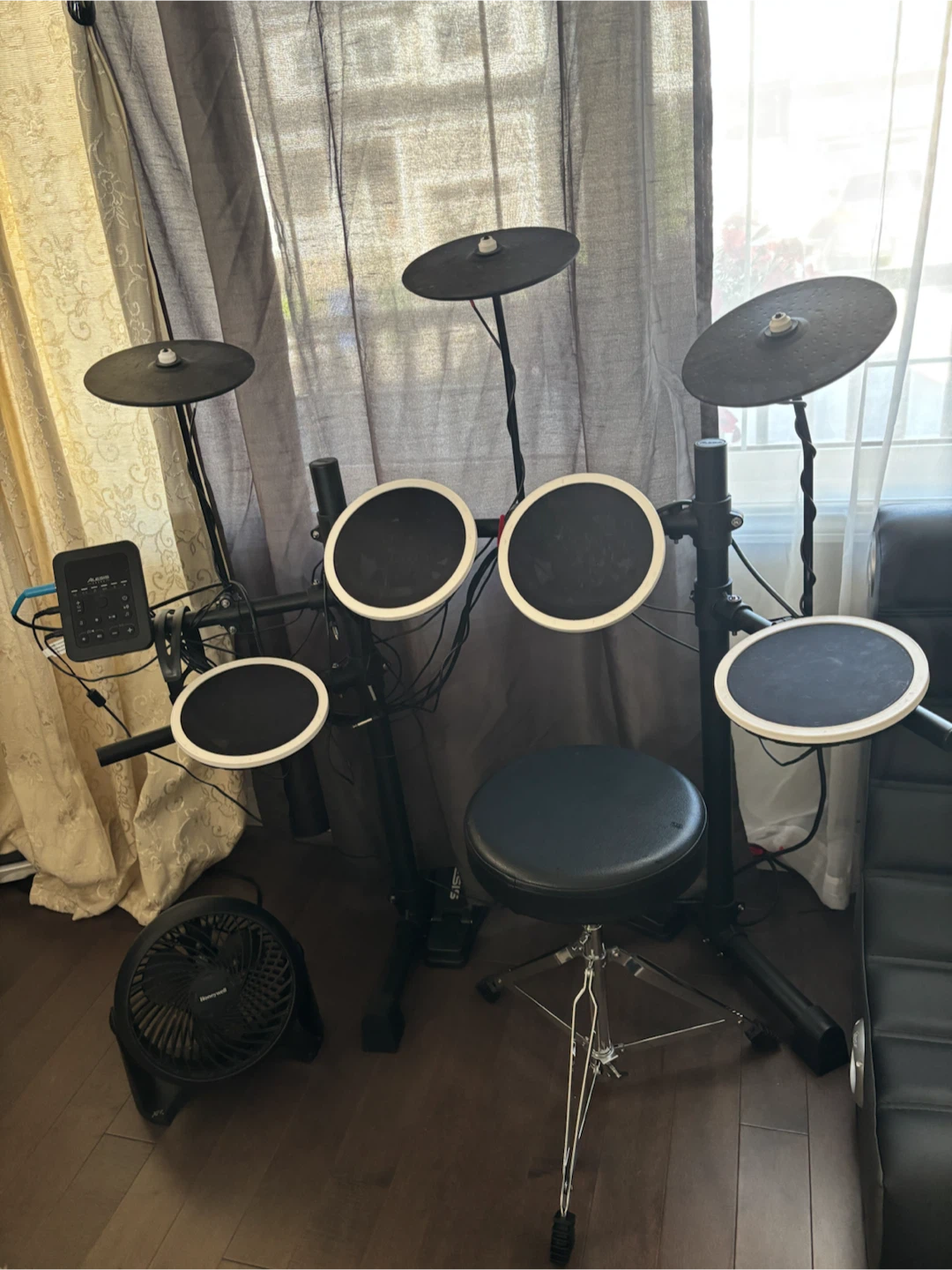 Alesis Drums Electronic Drum Set with Stool