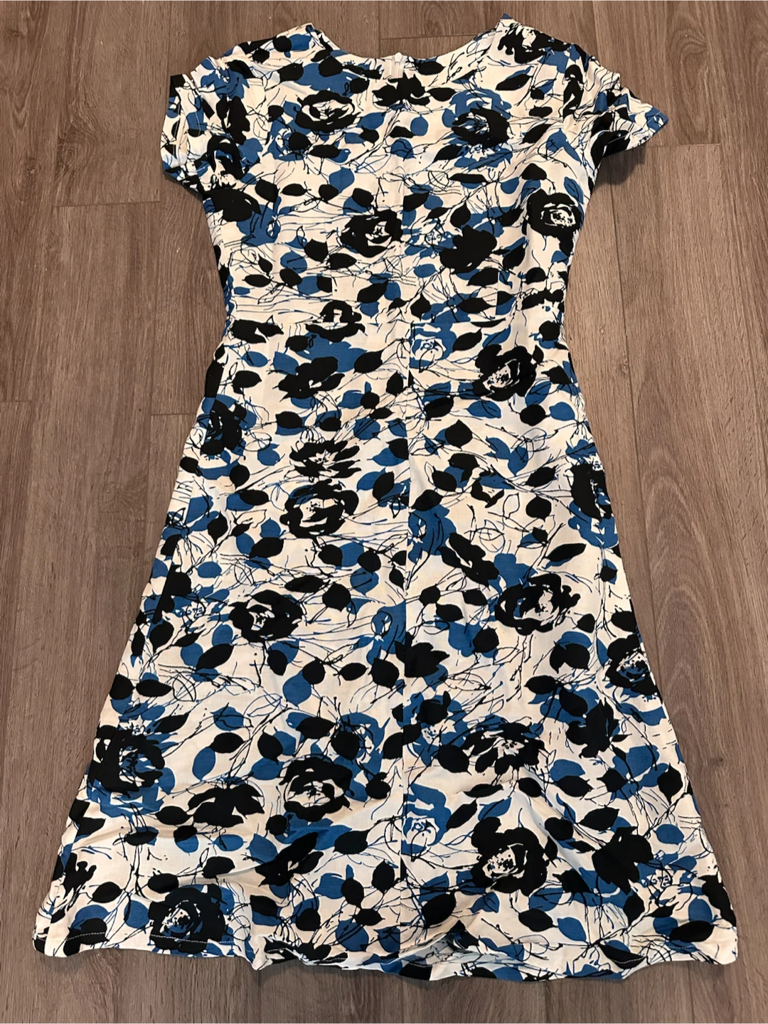 Assorted Women's Dresses - photo 3