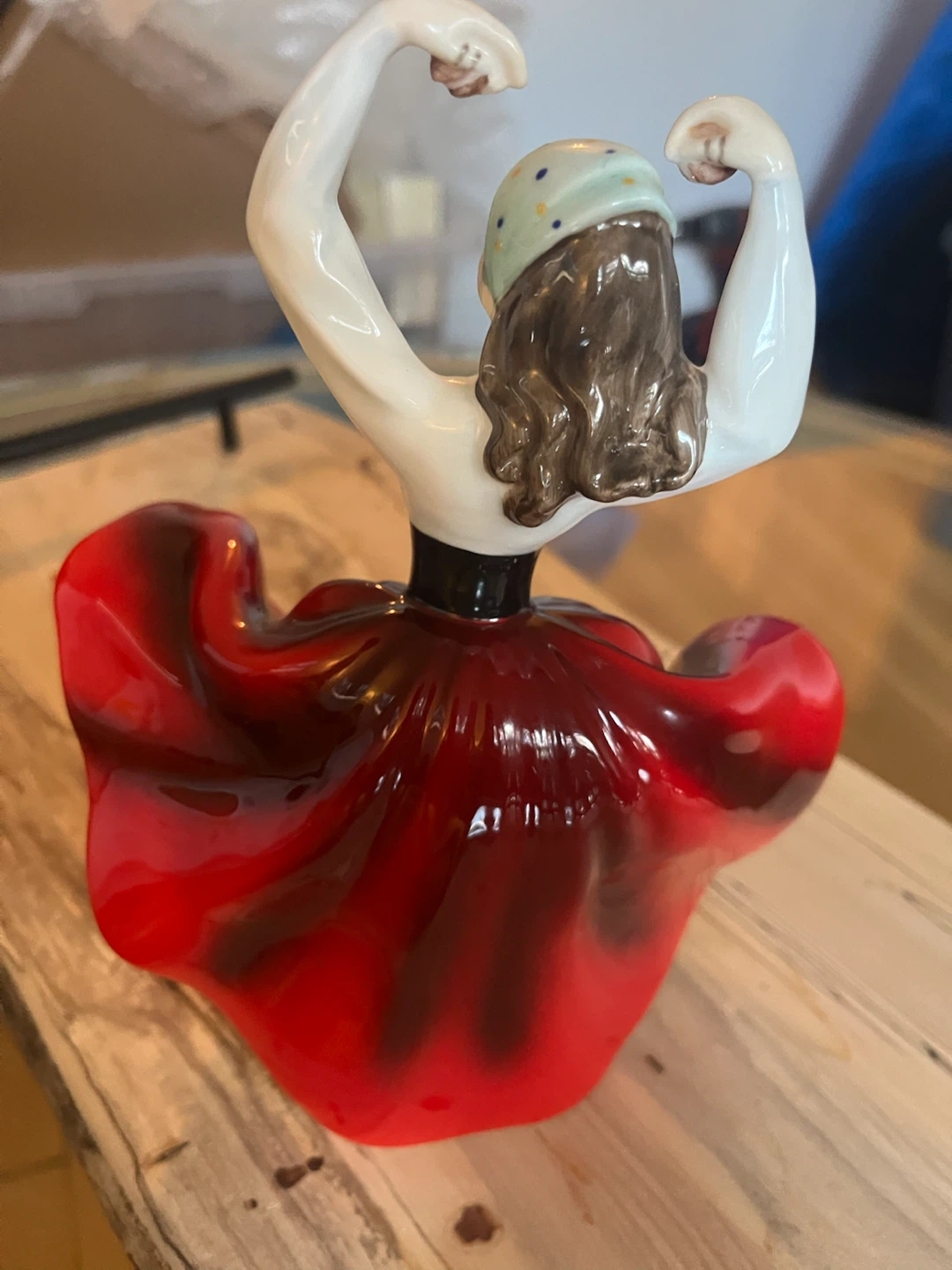Royal Doulton Karen HN 2386 Figurine - photo 3