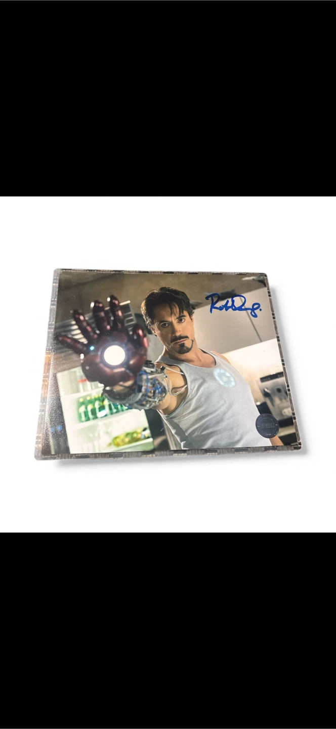 Robert Downey Jr. Iron Man Signed 8x10 photo SWAU