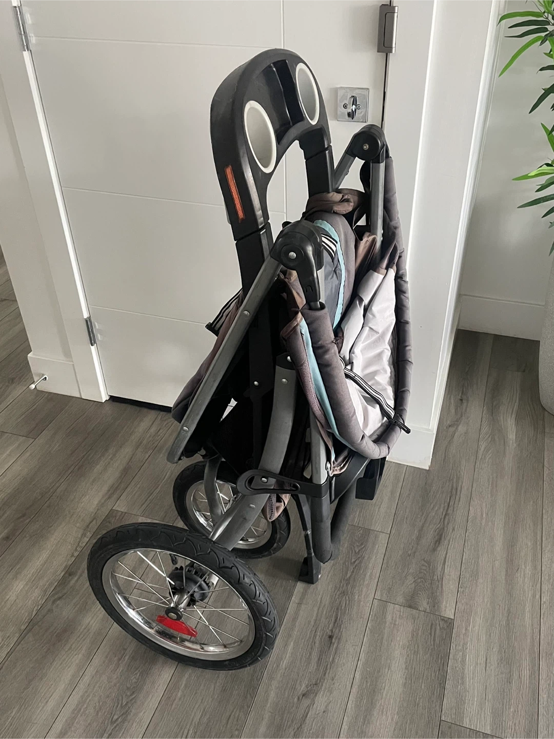 Graco Jogging Stroller - photo 3