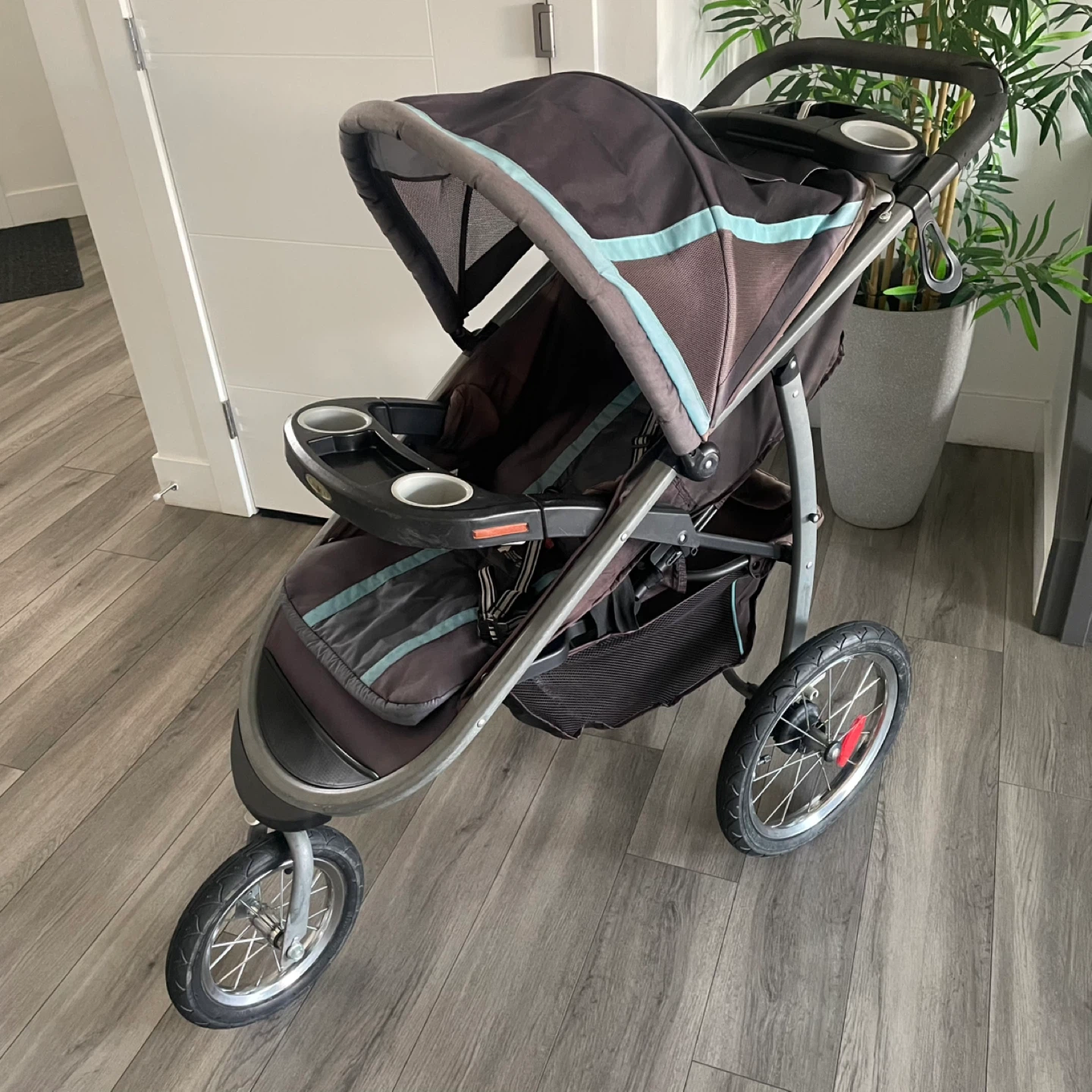 Graco Jogging Stroller - photo 2
