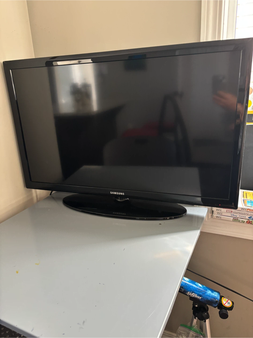Samsung Television with Remote
