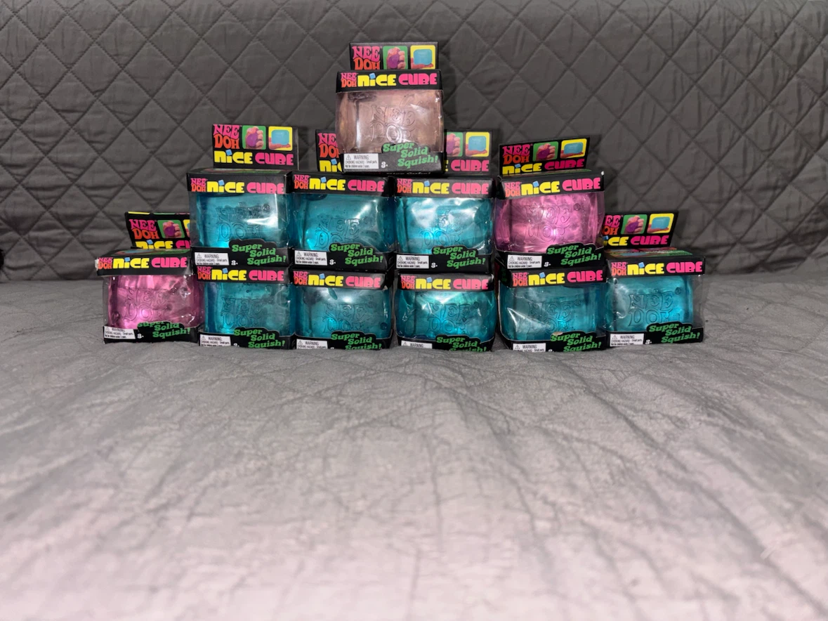 NeeDoh Nice Cubes
