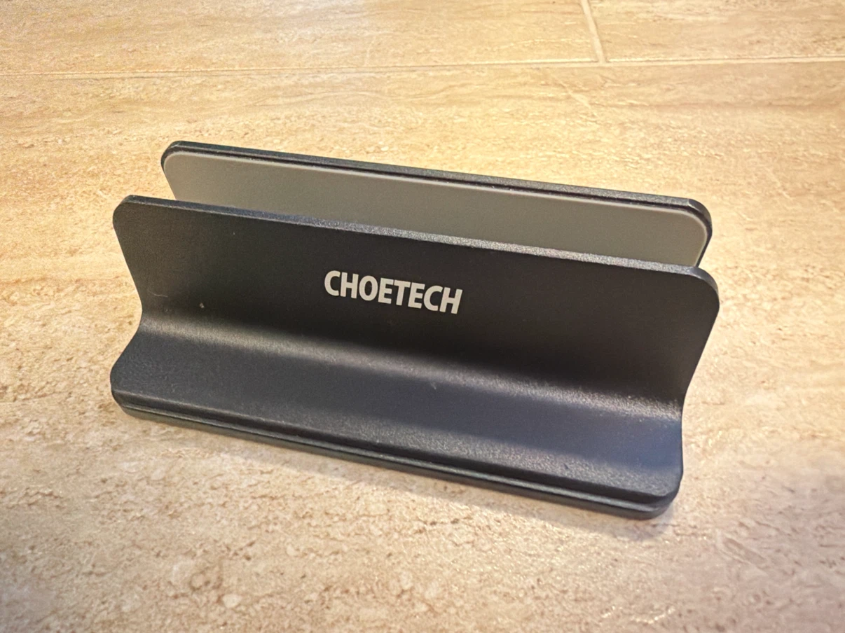 Adjustable Laptop vertical Stand