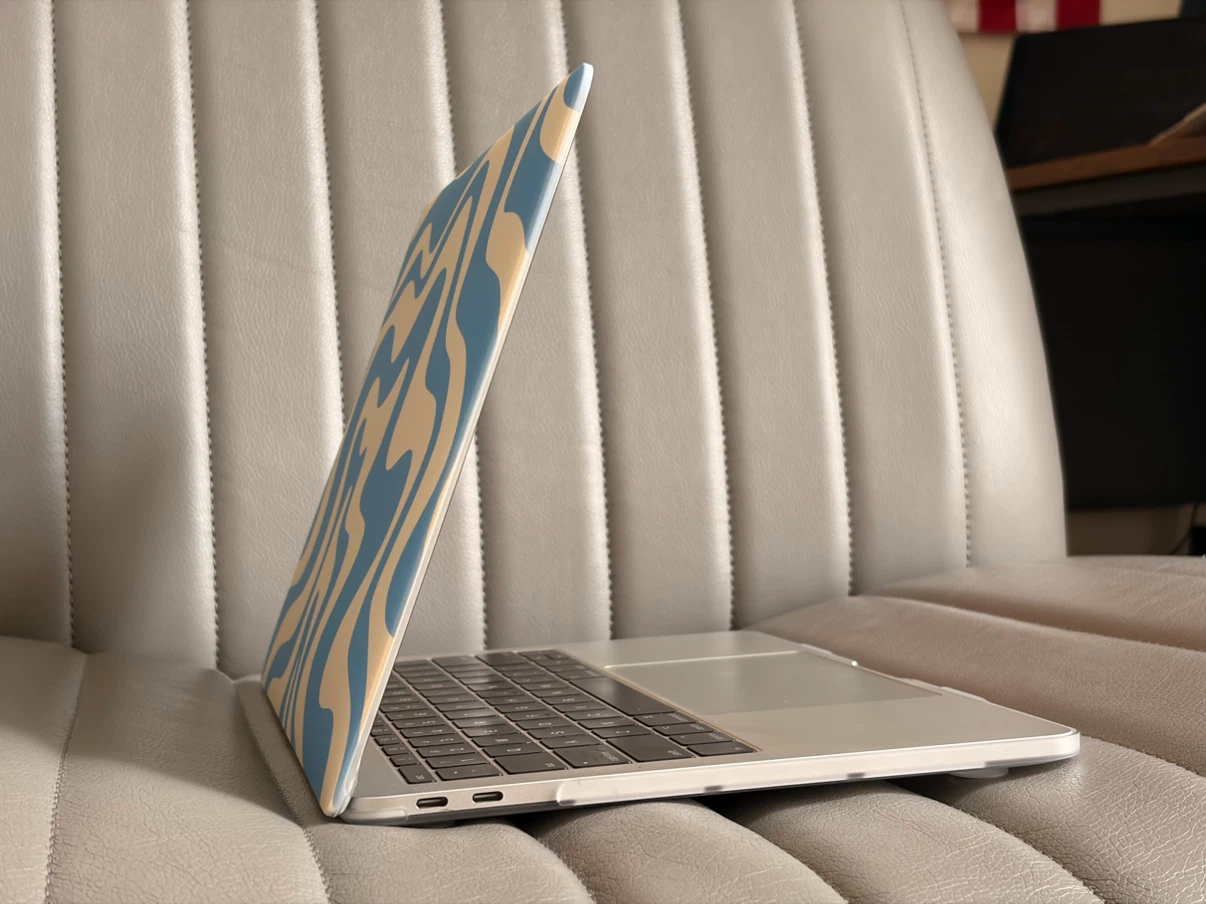 MacBook Pro (Retina, 13-inch, 2017) — 120GB / i5 / 8GB - photo 3