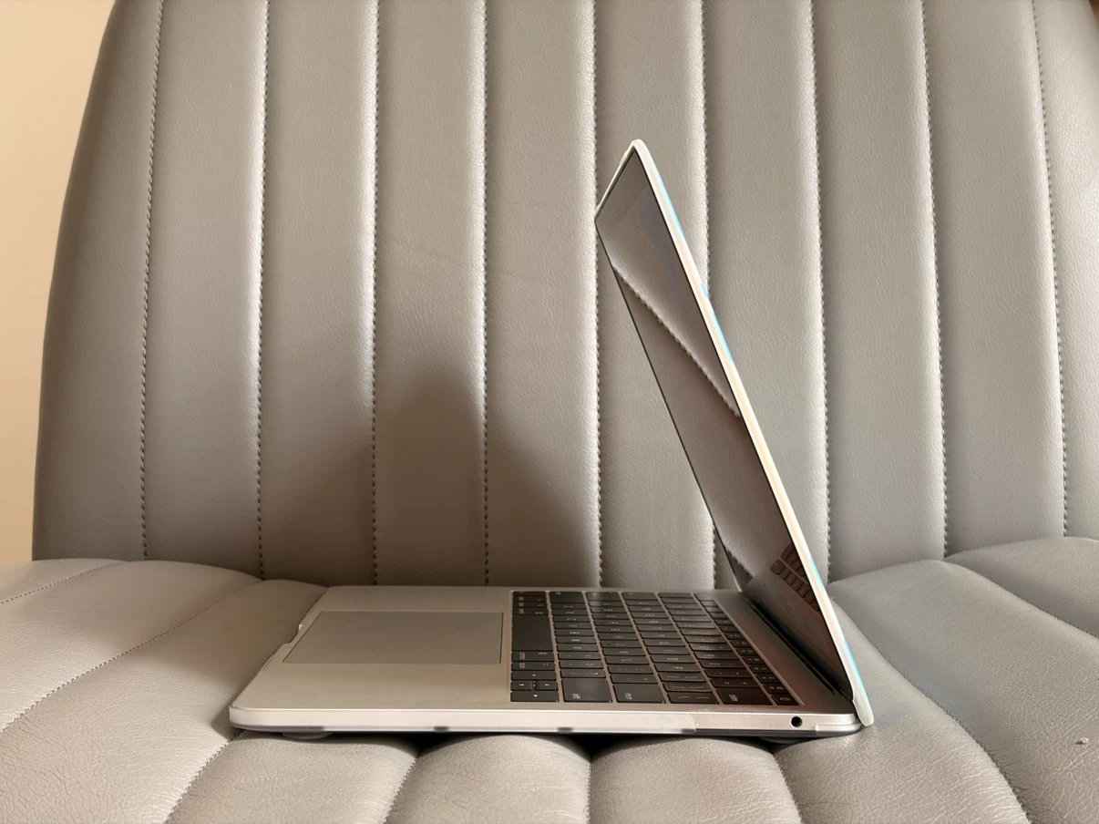 MacBook Pro (Retina, 13-inch, 2017) — 120GB / i5 / 8GB - photo 4