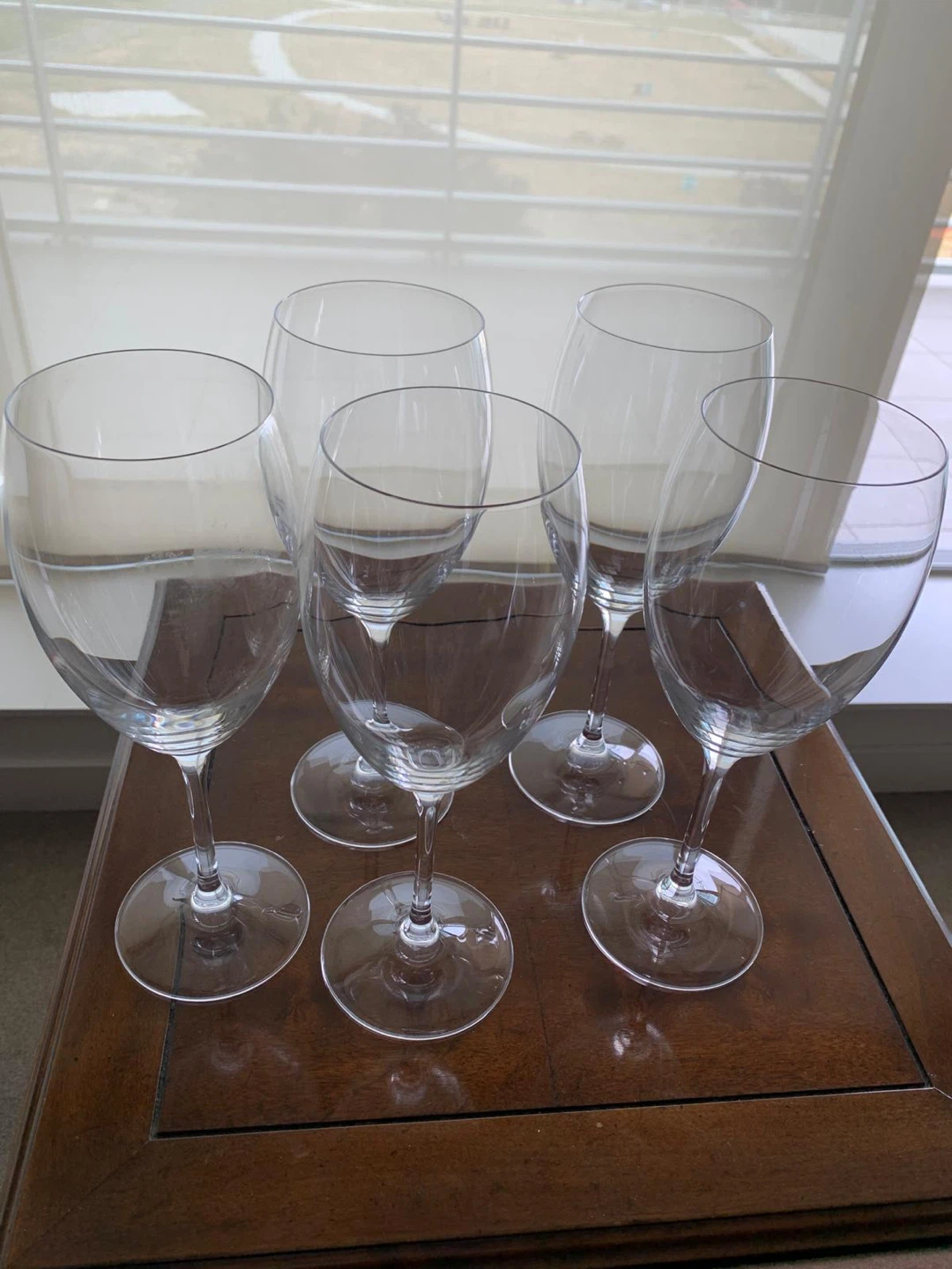 Set of 5 Clear Wine Glasses