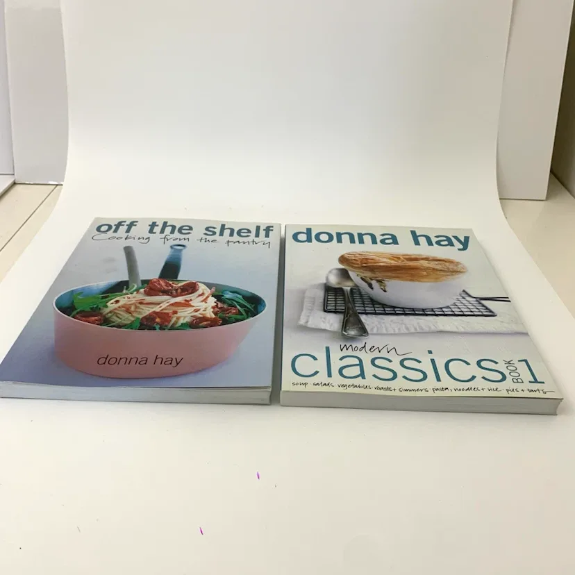 Donna Hay Cookbooks Modern Classics Recipes Cookbook Book Lot - photo 2