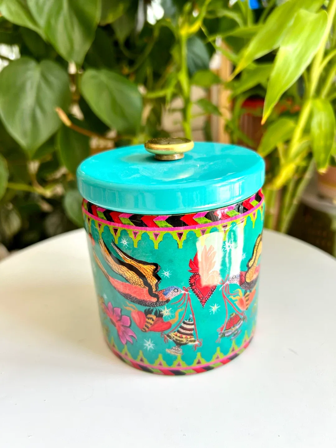 Anthropologie “Fresh Sparkling Citrus & Juniper” Candle 🕯️🍊