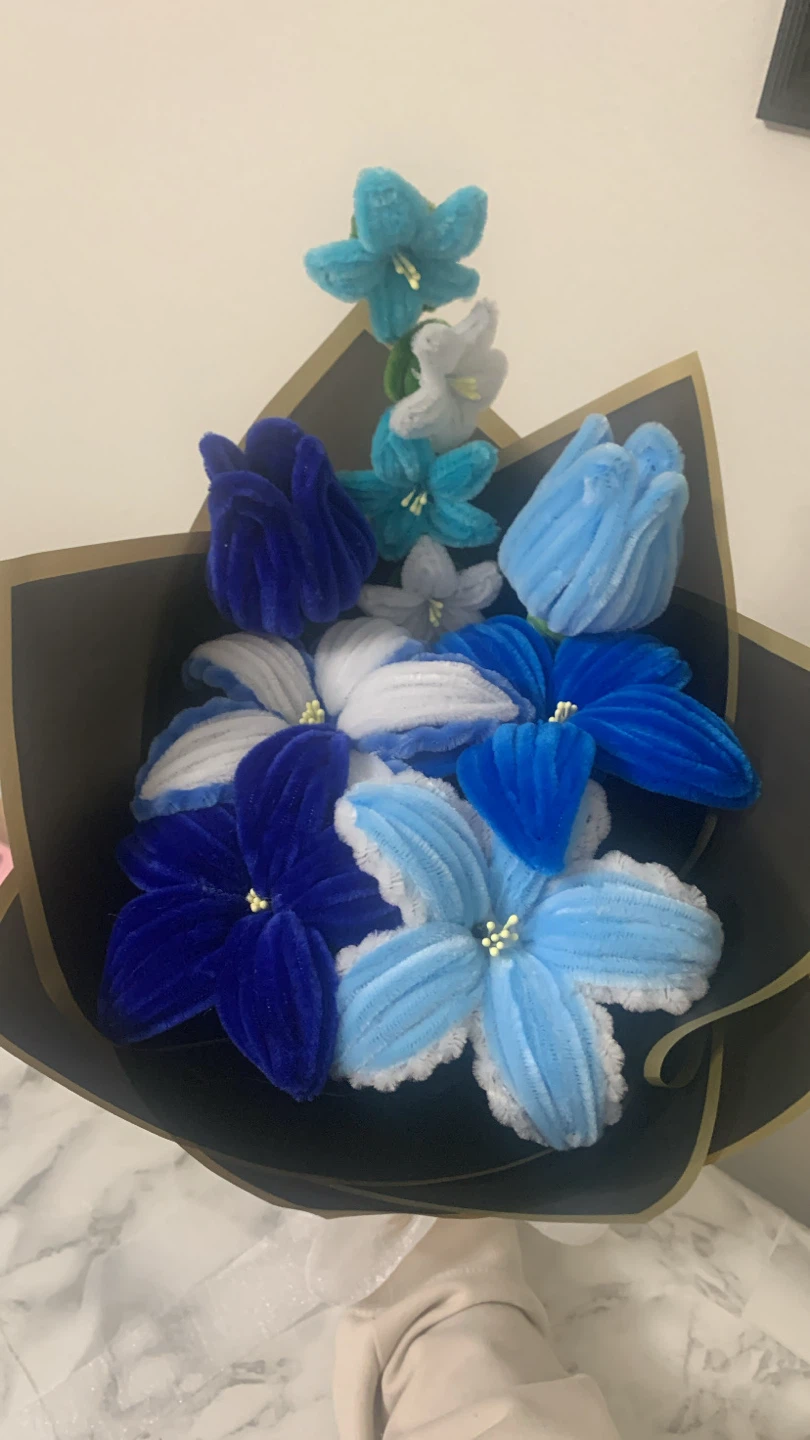 Pipe Cleaner Flower Bouquet