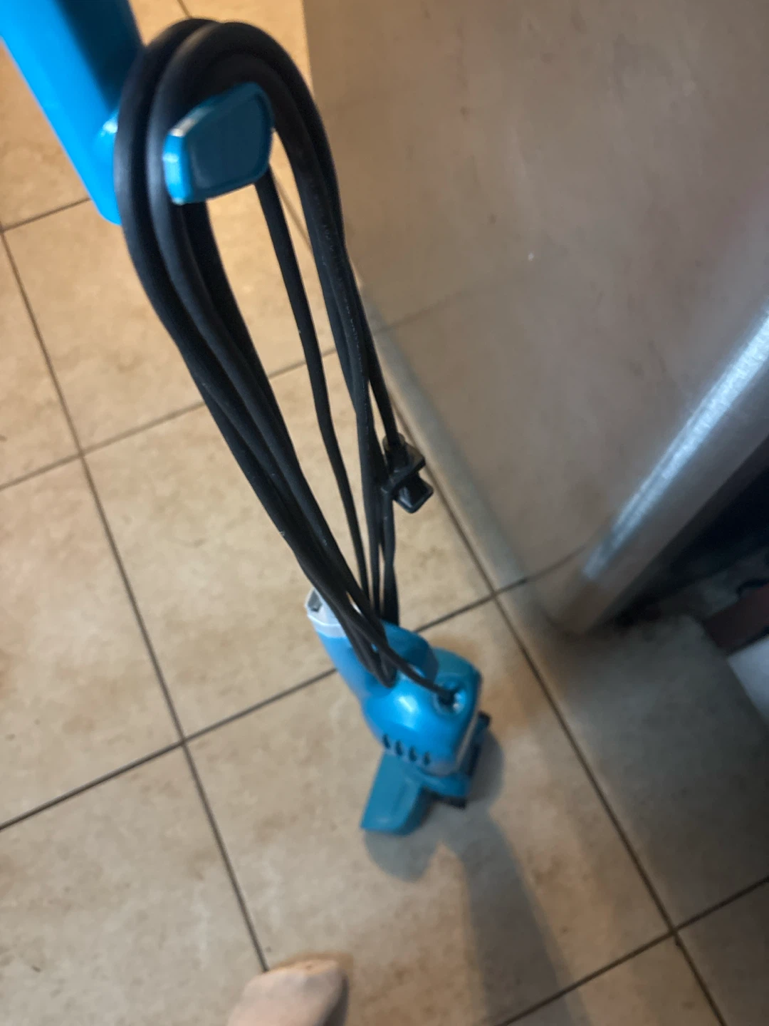 Bissell Featherweight Stick Vacuum - photo 2