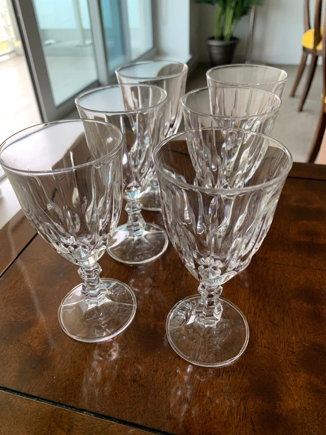 Set of 6 Crystal Wine Glasses