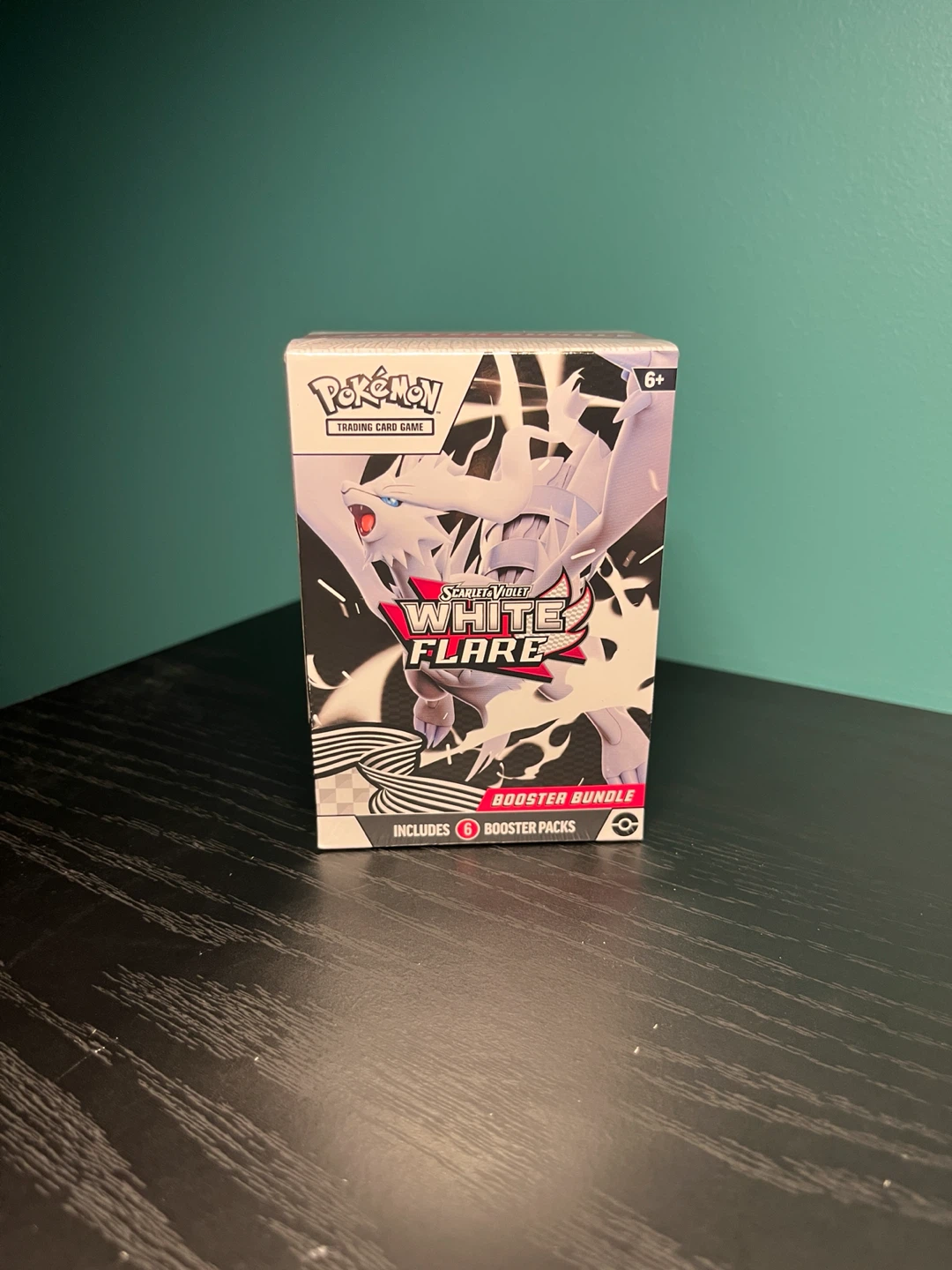 Pokémon Scarlet & Violet White Flare Booster Bundle
