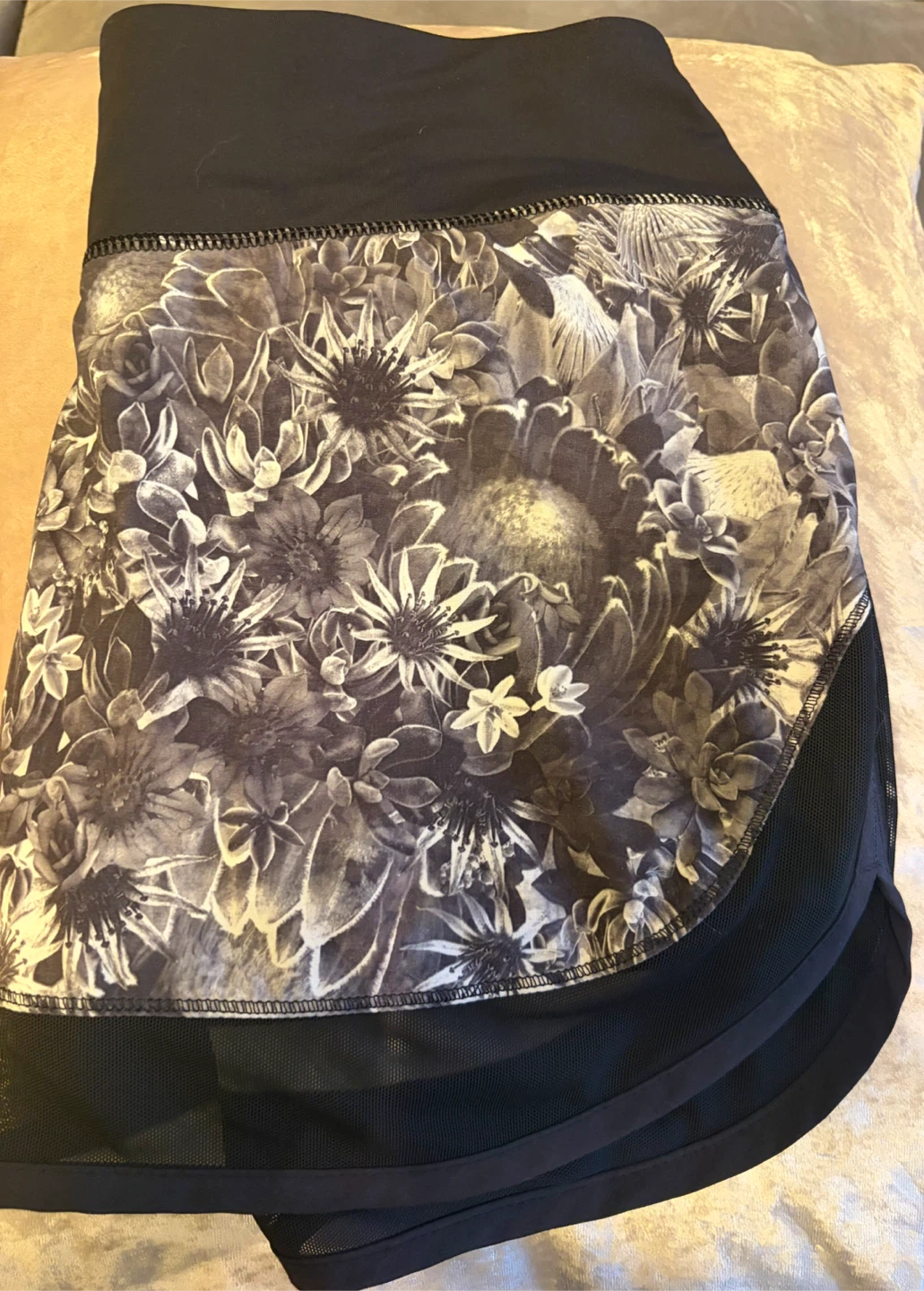 Lululemon hotty hot running skirt 4 Floral Print Mesh Pocket Zip - photo 5
