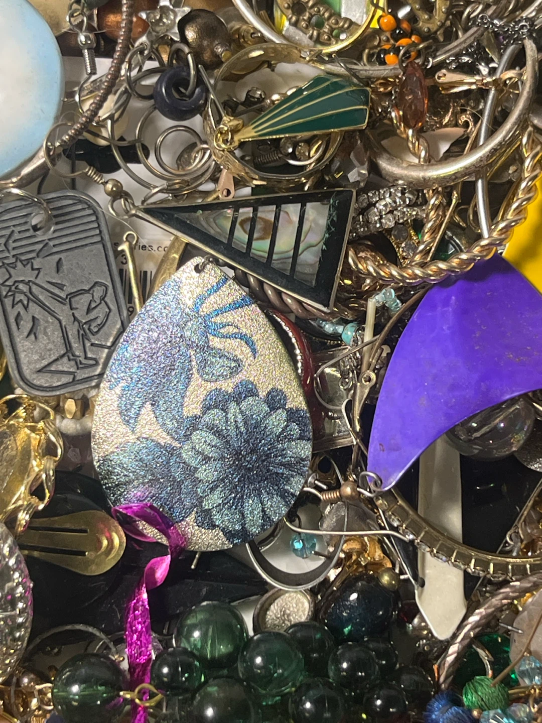 Huge Craft Jewelry Lot Mixed Costume /Junk Jewelry for Art/Scrap - photo 2