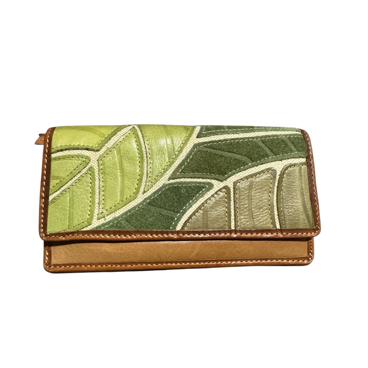 Fossil Leather Wallet with Leaf Design