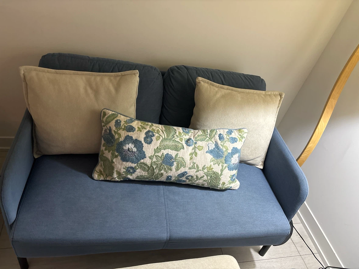 IKEA Two-Seater Sofa/ Loveseat - photo 4
